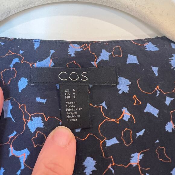 COS drawstring sleeve V neck cotton blouse navy  Sz 6 - Picture 3 of 11